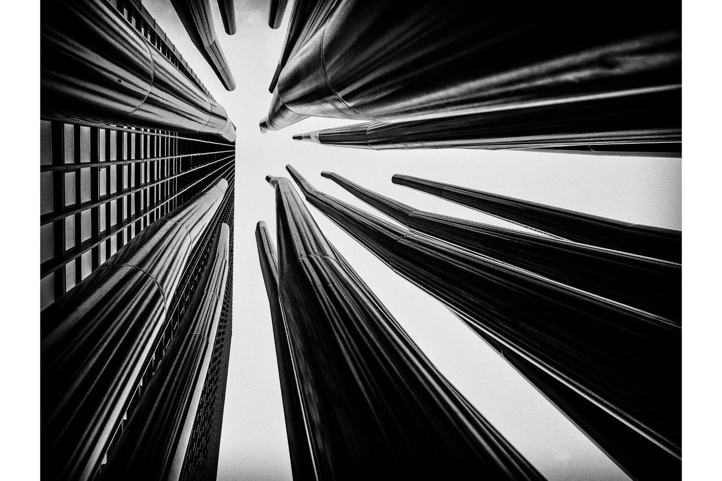 Black White Grey Abstract Skyscraper City Canvas Art Wall Picture Or Gloss Print