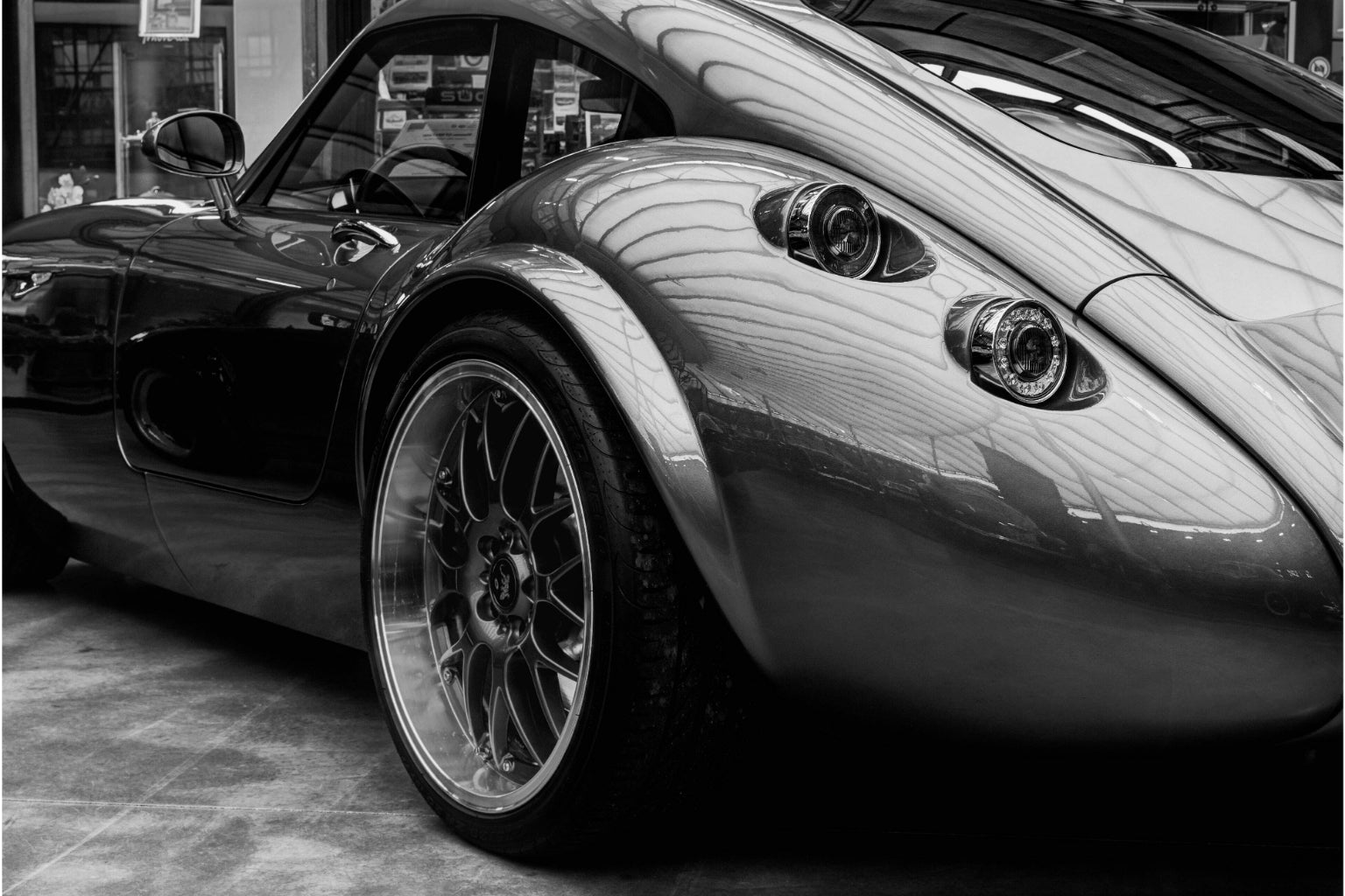 Black White Grey Sports Car Cars Canvas Art Wall Picture Or Gloss Print