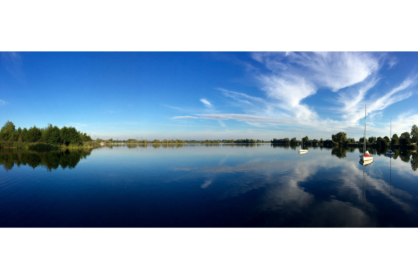 Blue Boating Lake Landscape Canvas Art Wall Picture Or Gloss Print