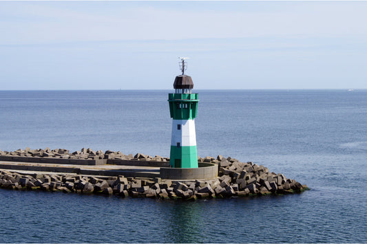 Green Lighthouse Sea Water Ocean Canvas Art Wall Picture Or Gloss Print