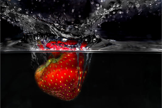 Red Strawberry Fruit Splash Kitchen Canvas Art Wall Picture Or Gloss Print